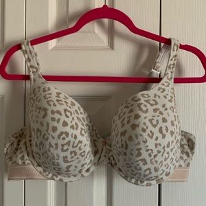 Cacique Bra - Size 44C